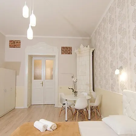 Luxury Near Rynok Square *