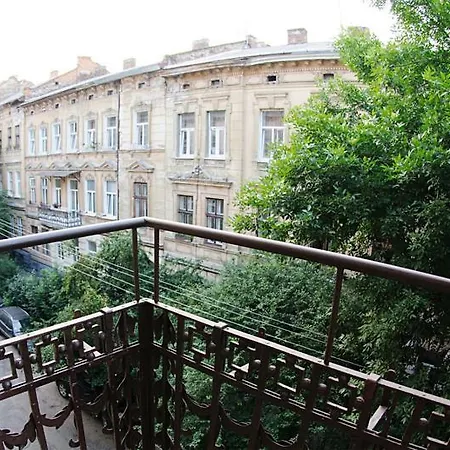 Luxury Apartament Neare Rynok Square *