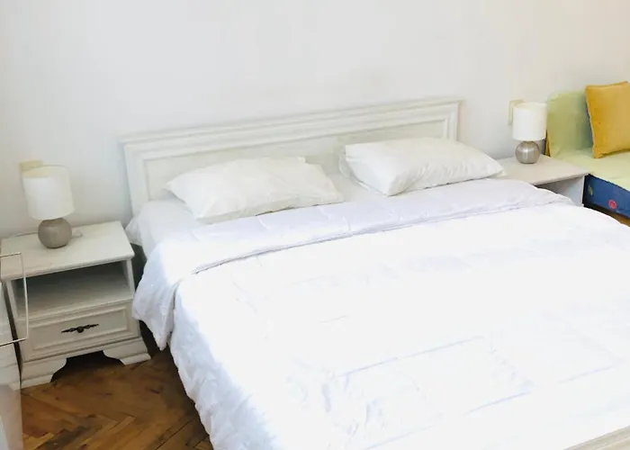 Luxury Near Rynok Square Apartamento Leópolis