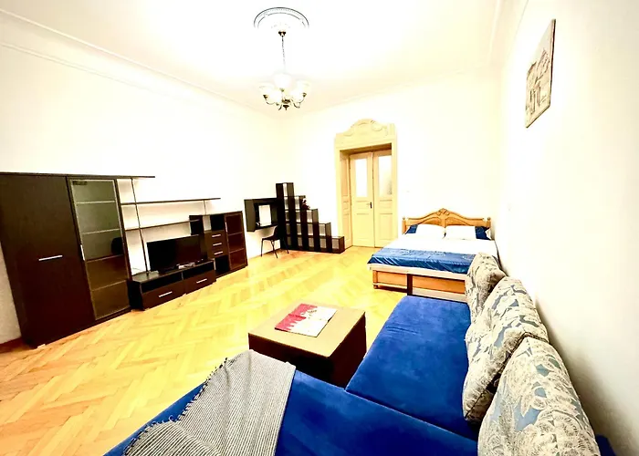 Apartment Luxury Near Rynok Square